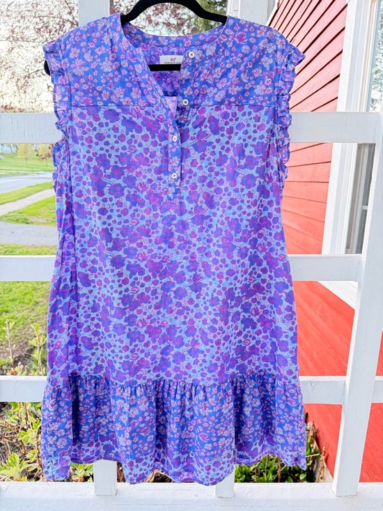 Vineyard Vines Dresses & Skirts - Vineyard Vines Lavender and Lilac Floral Ruffle Mini Dress